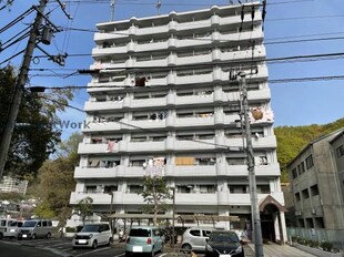 オクタワーズ松山道後の物件外観写真